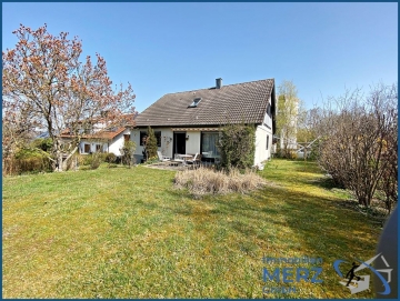 Familienfreundliches Einfamilienhaus mit schönem Garten in guter Lage von Rottenburg, 72108 Rottenburg am Neckar, Einfamilienhaus